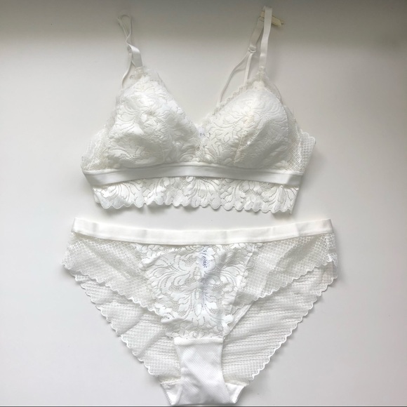 mint and spindle Other - White Lace Lingerie Set